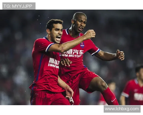 广东宏远与蔚山现代激战正酣谁将赢得这场精彩对决的胜利 广东宏远与蔚山现代激战正酣谁将赢得这场精彩对决的胜利