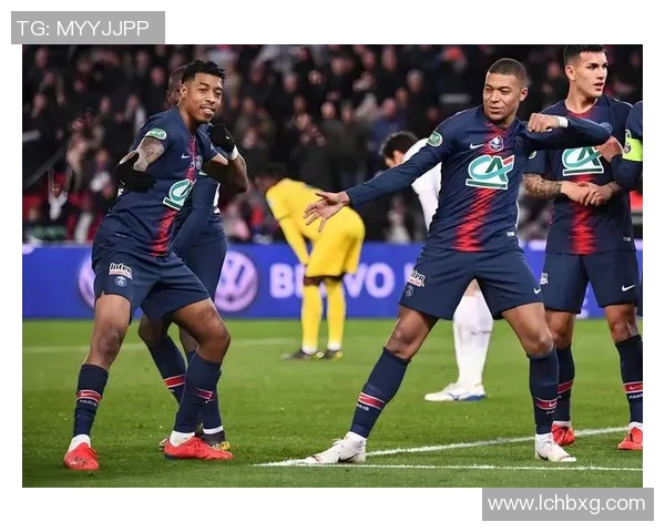 曼联主场迎战巴黎圣曼期待精彩对决与激情碰撞