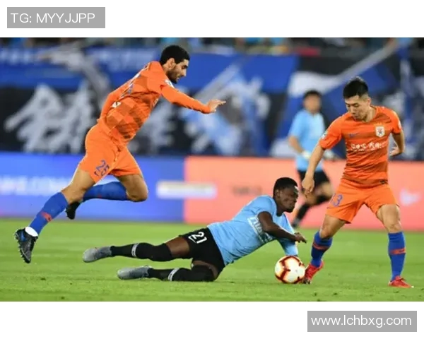 深圳足球队快攻革新之路：战术创新与未来展望